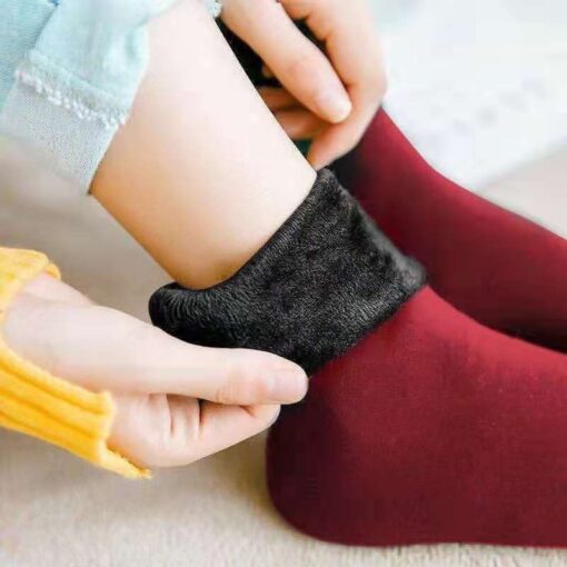 Autumn and Winter nylon fleece-lined thickened snow socks leisure pajamas room socks anti-Pilling stall short socks factory wholesale - Image 9